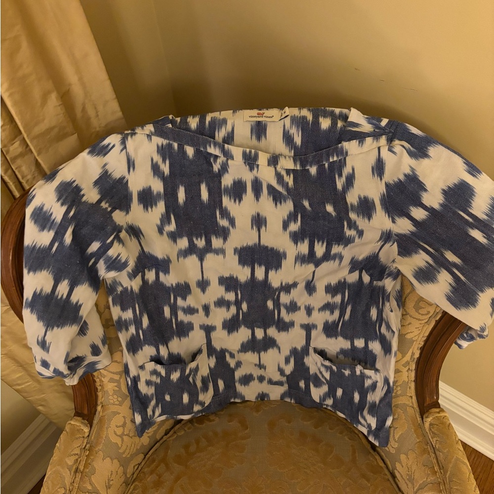 Vineyard Vines like new